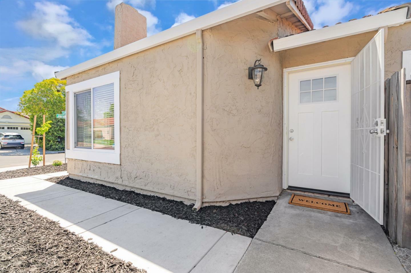 Property Photo: 3915 Jerabek Court CA 95136