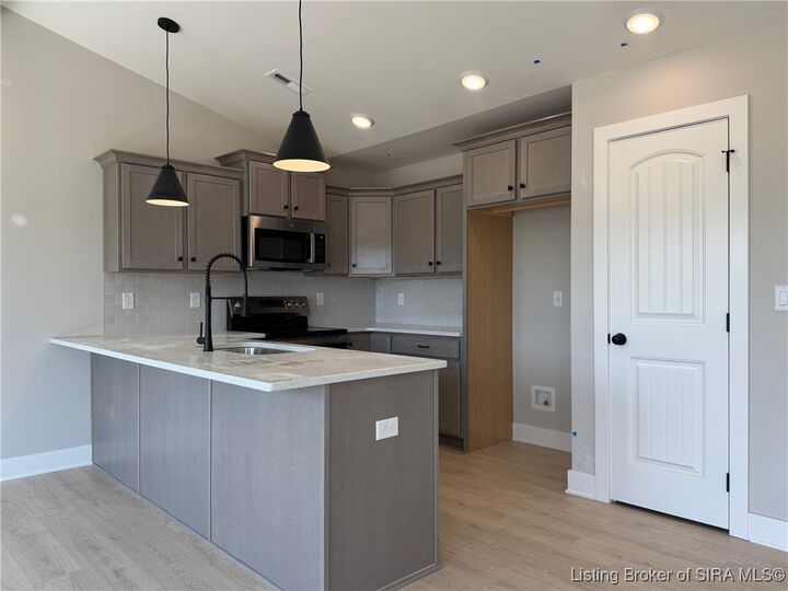 Property Photo:  5110 Woodstone Circle Lot 157  IN 47130 