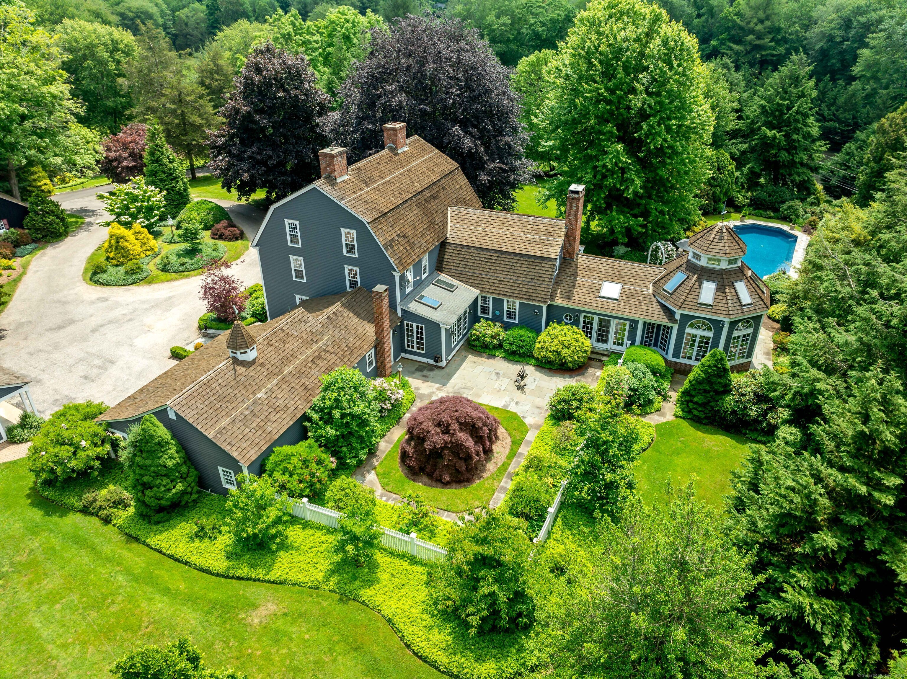 Property Photo: 173 Highwoods Drive CT 06437