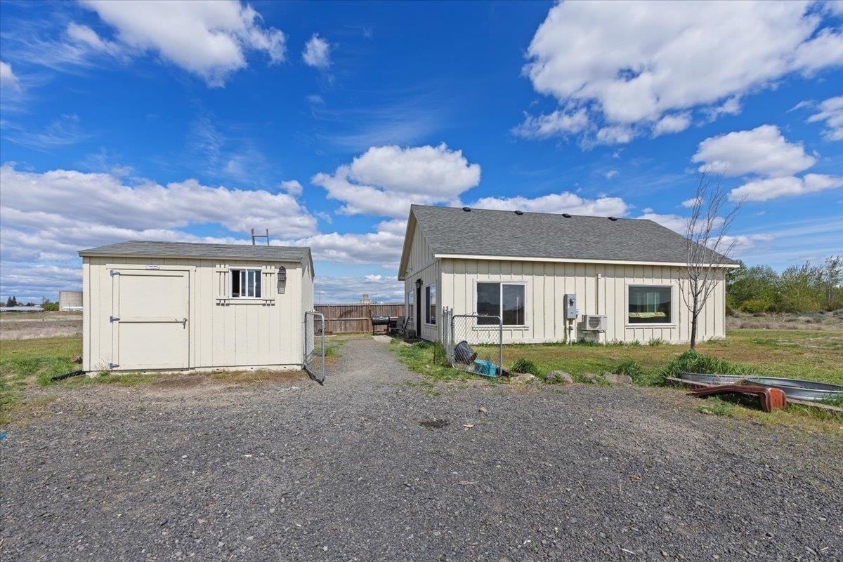 Property Photo: 38180 Fitness Lane E WA 99122
