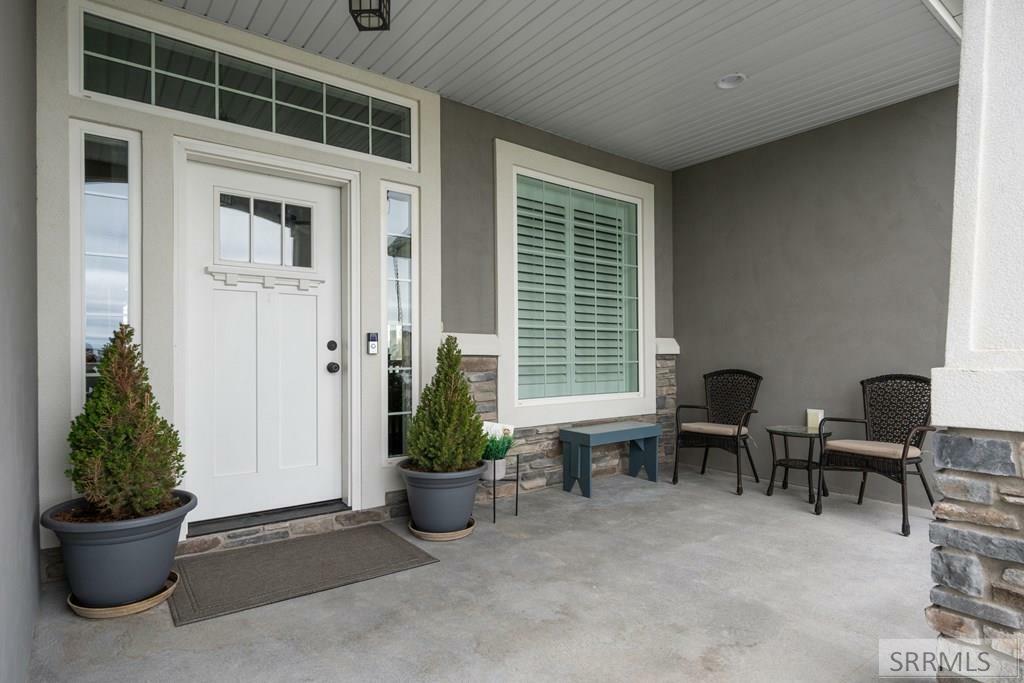 Property Photo: 10 N 3942 E ID 83442