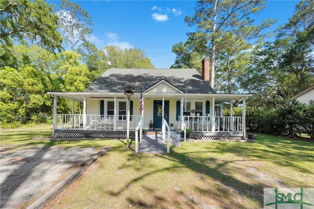 Property Photo: 614 S Main Street GA 31313