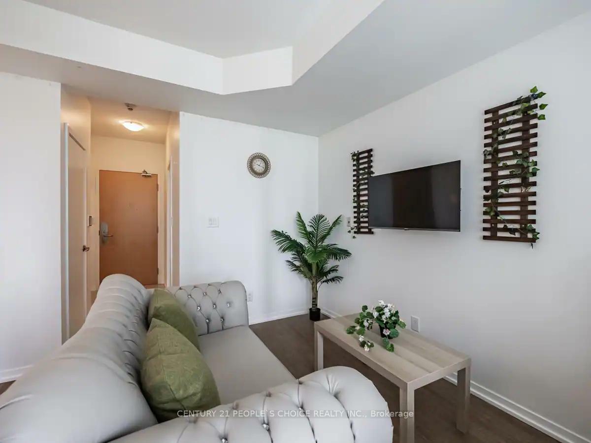 Photo de la propriété: 65 Bremner Boulevard 1203 ON M5J 0A7