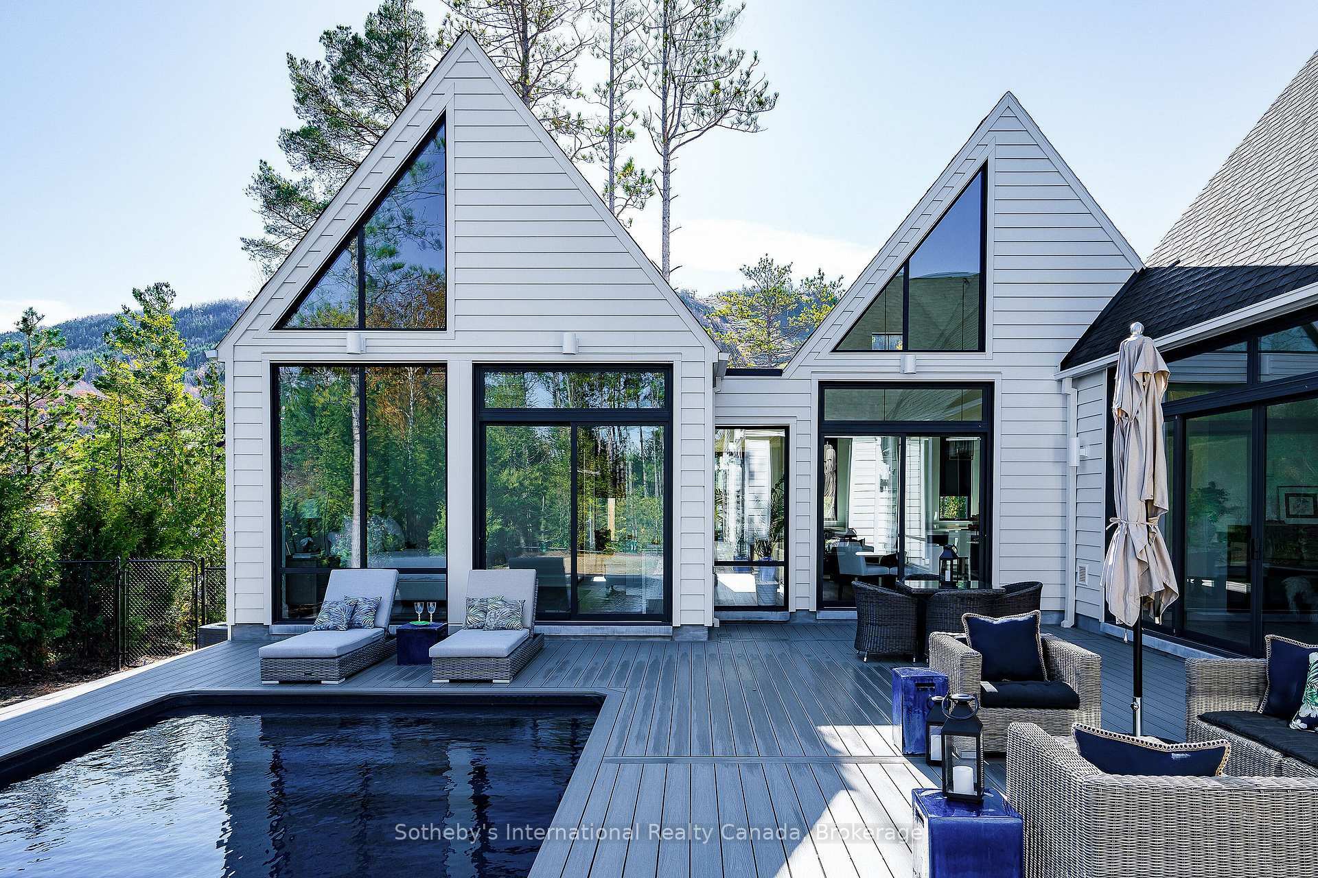 101 Deer Lane  Blue Mountains ON N0H 1J0 photo