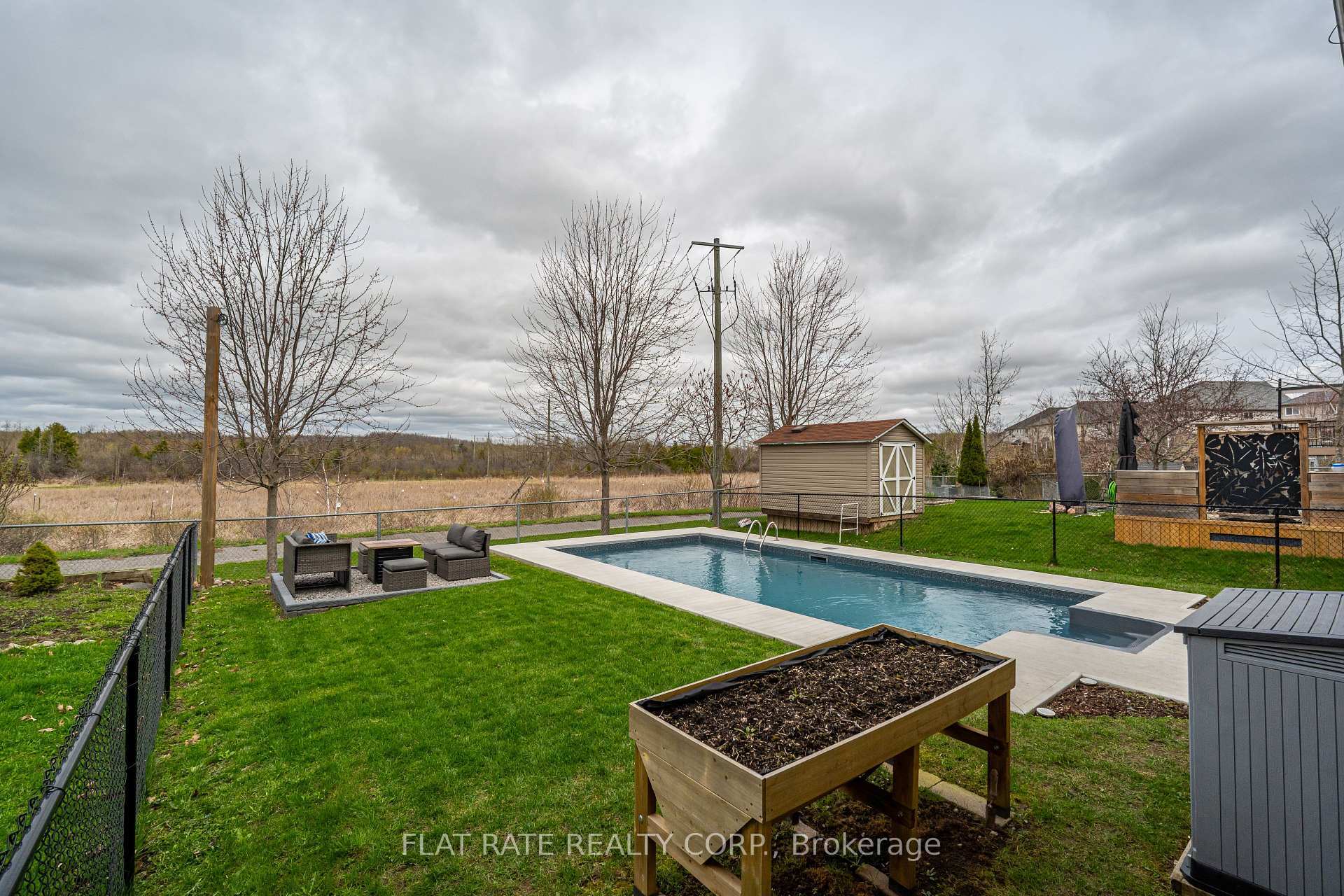 Property Photo: 2483 Cunningham Boulevard ON K9H 0B2