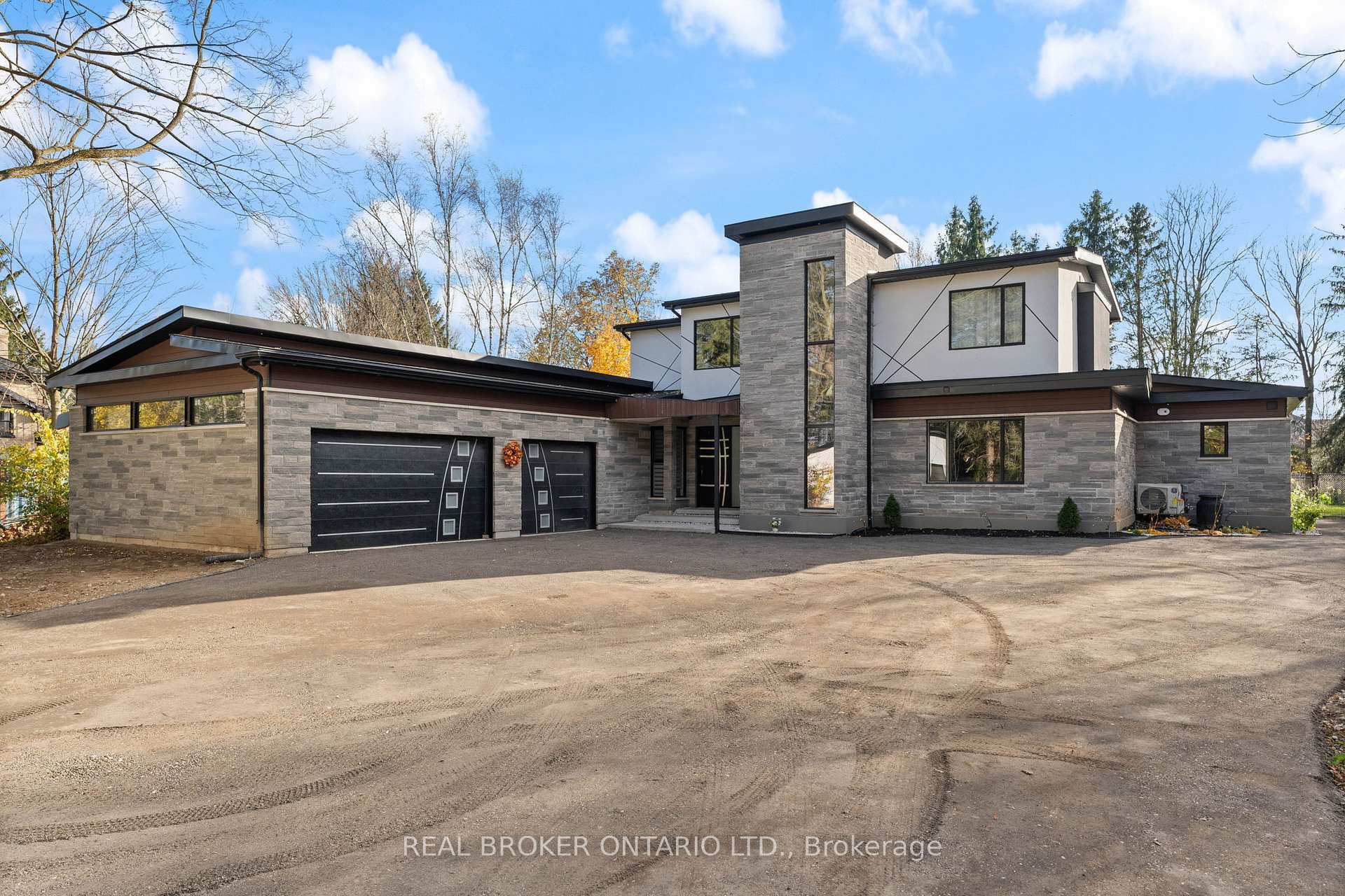 6 Campbell Farm Road  Brant ON N3T 5L6 photo