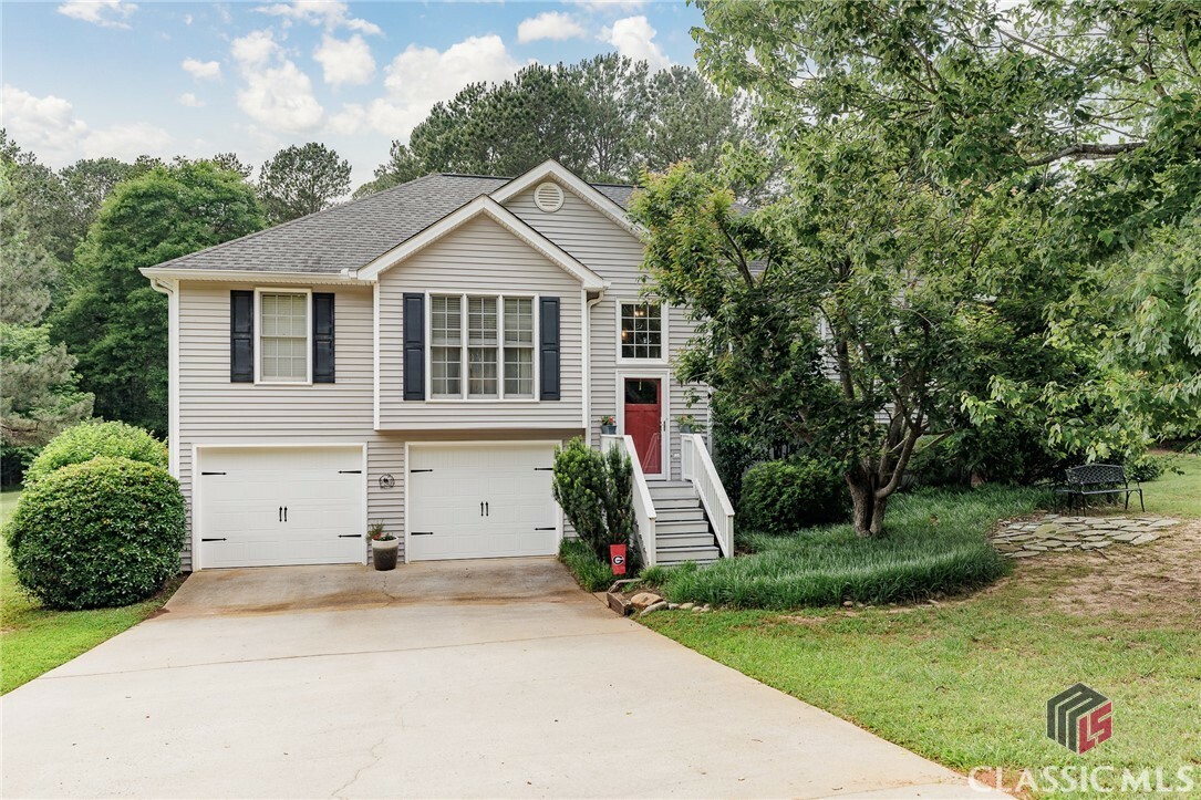 Property Photo: 1060 Melrose Drive GA 30677