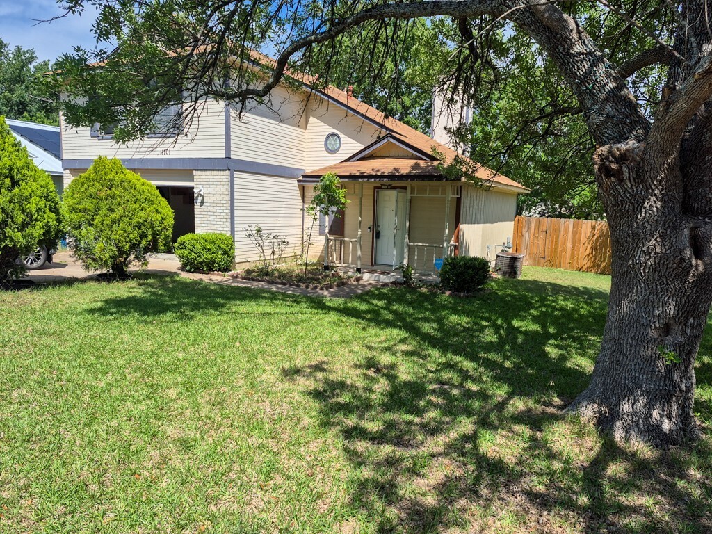 Property Photo: 11701 Hidden Quail Drive TX 78758