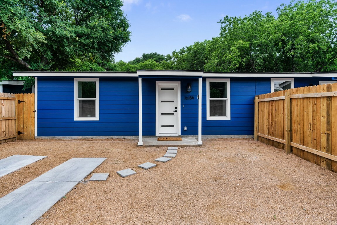 Property Photo: 1618 Webberville Road A TX 78721