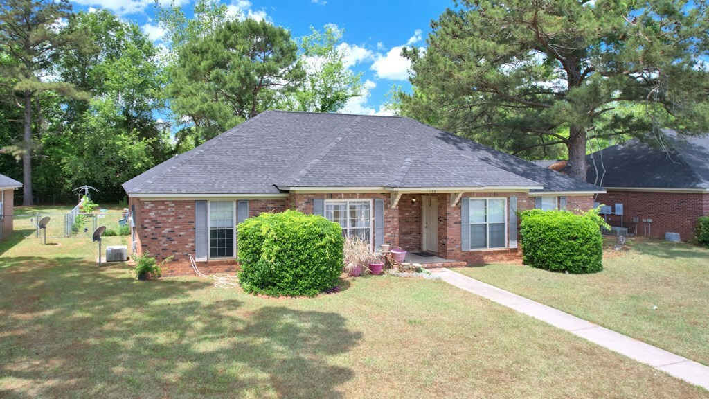 Property Photo: 198 Endoline Drive GA 31763