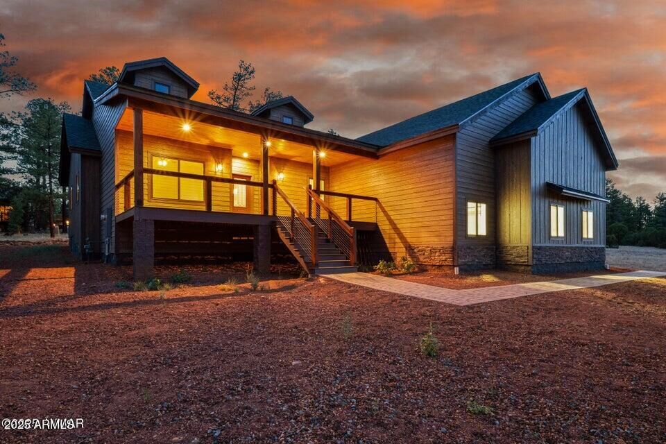 Property Photo: 1380 S Lakeside Trail AZ 85901