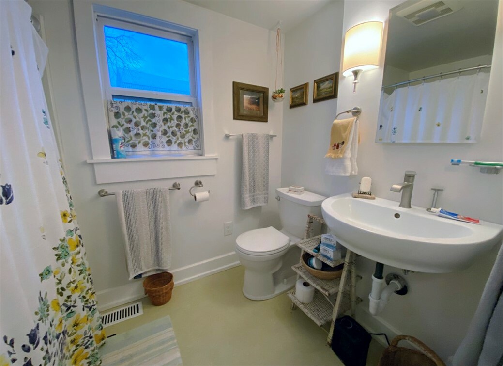 Property Photo: 426 Lake Road NY 13053
