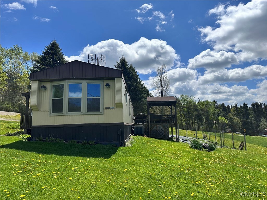 Property Photo: 5298 Felton Hill Road NY 14171