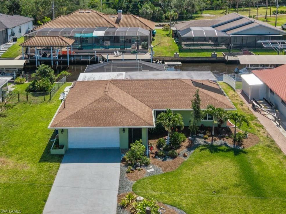 Property Photo: 7225 Reymoor Dr FL 33917
