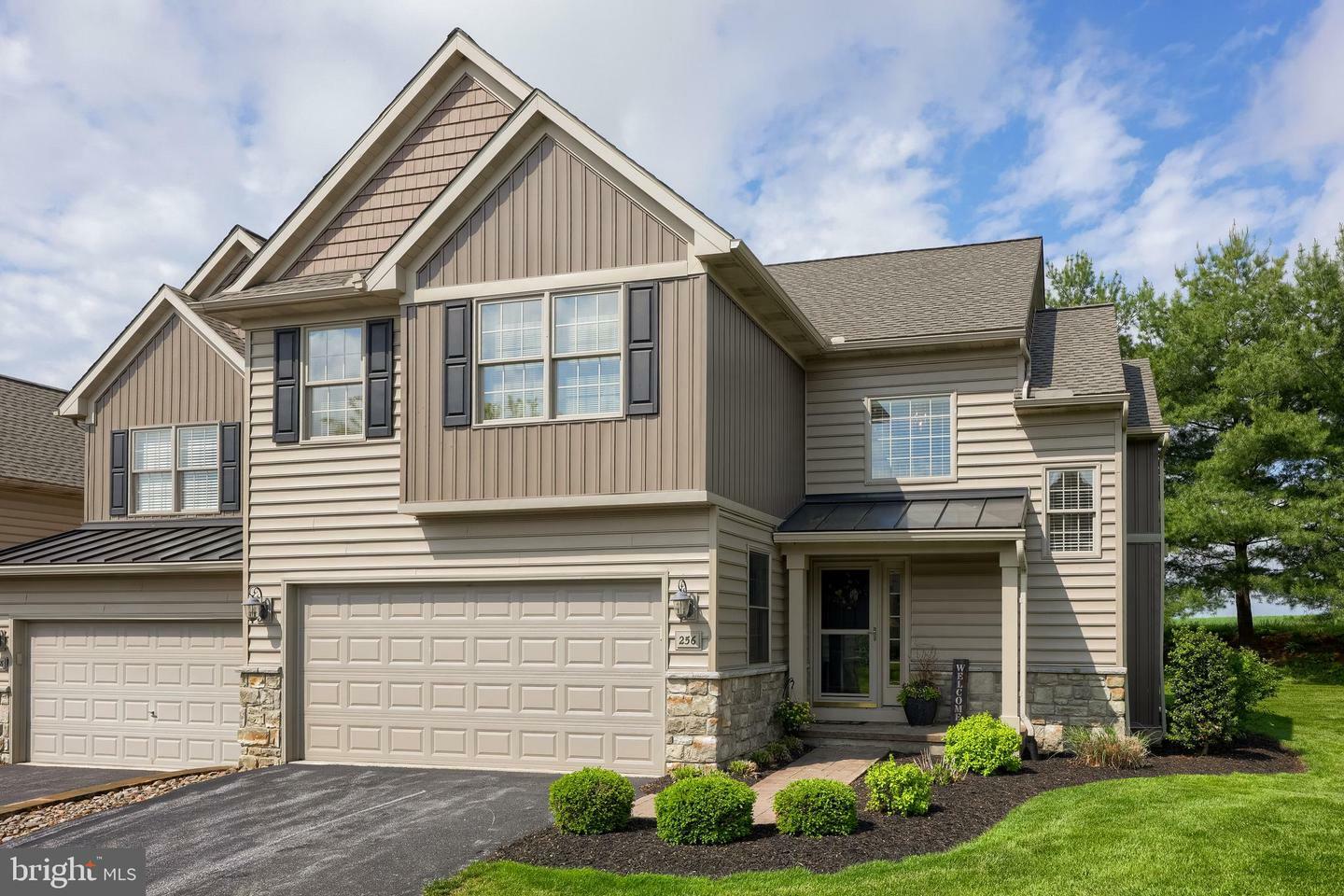 256 Fieldcrest Lane  Ephrata PA 17522 photo