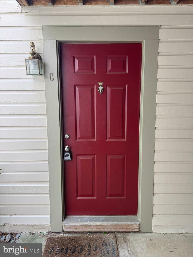 Property Photo: 11717 Karbon Hill Court C 708B VA 20191