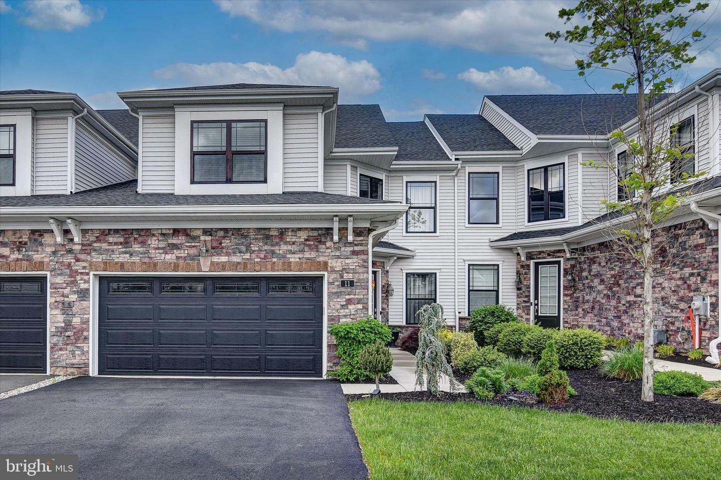 11 Saint Andrews Avenue  Lawrence Township NJ 08648 photo
