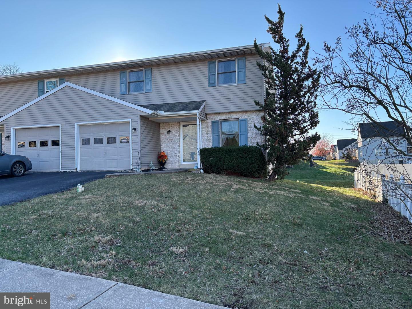 160 Tom Avenue  Ephrata PA 17522 photo