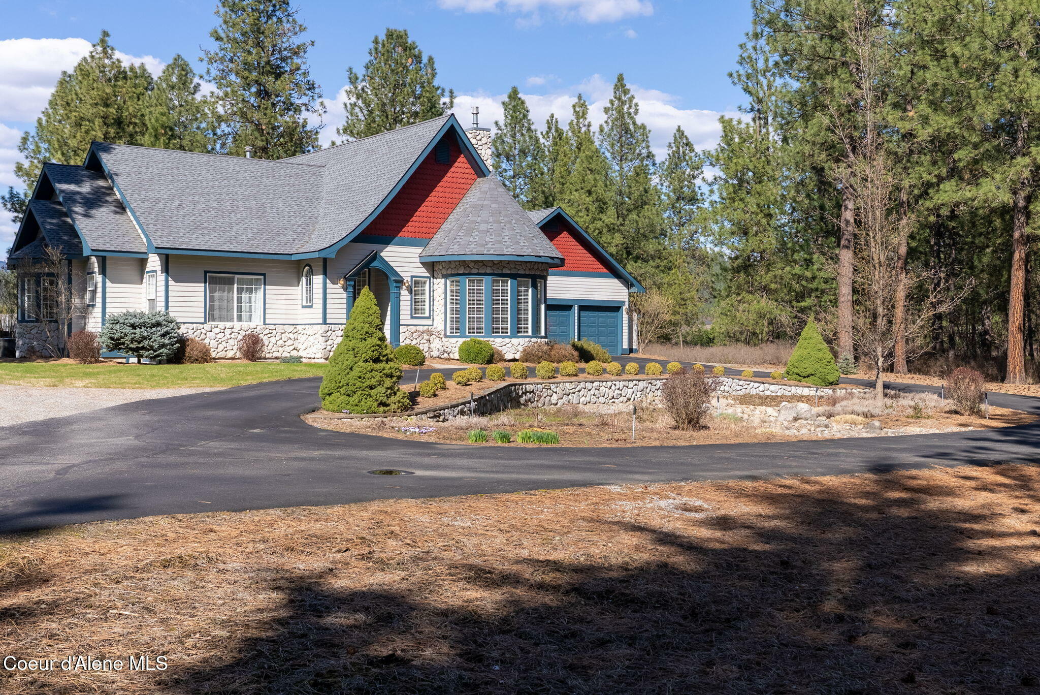 25929 E Idaho Pines Ln  Newman Lake WA 99025 photo