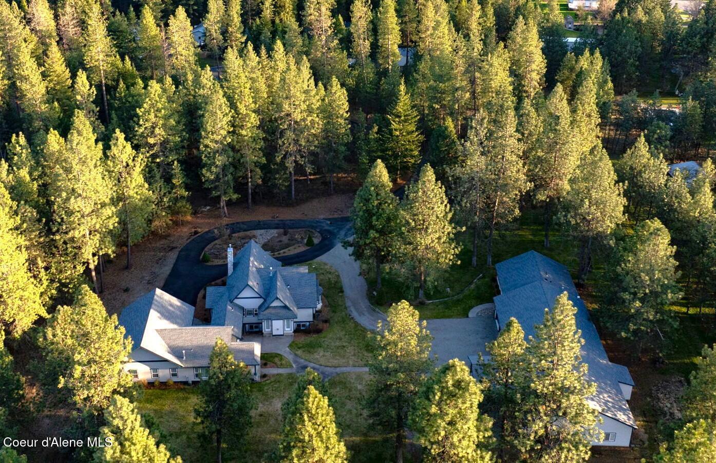 Property Photo: 25929 E Idaho Pines Ln WA 99025