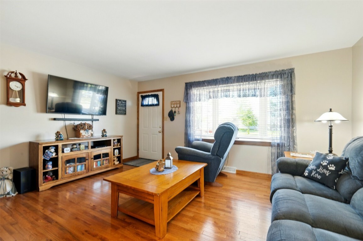 Property Photo: 4621 Midway Drive NW IA 52405