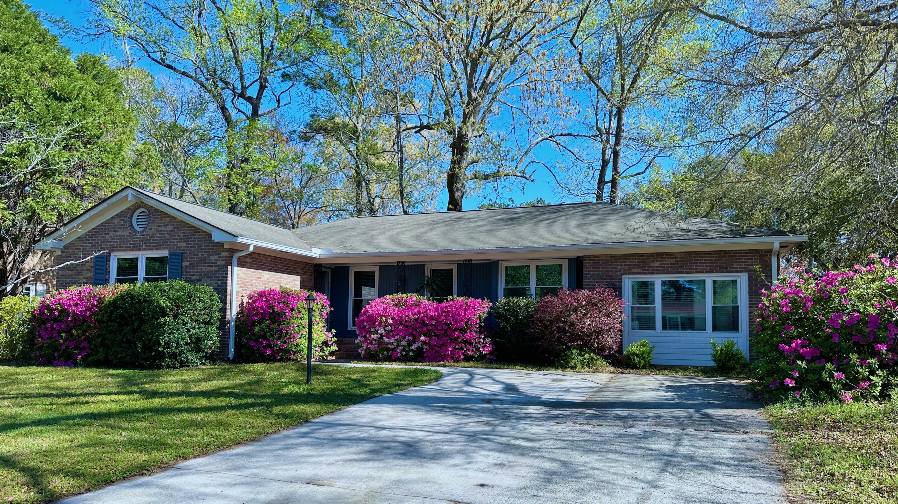 Property Photo: 2636 Elissa Drive SC 29414