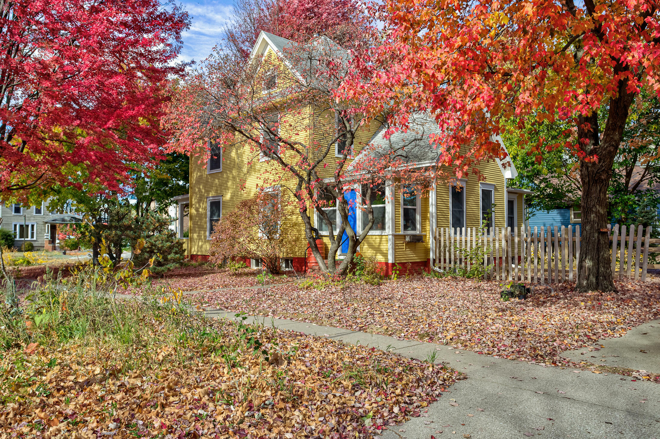 Property Photo: 700 Kellogg Avenue IA 50010