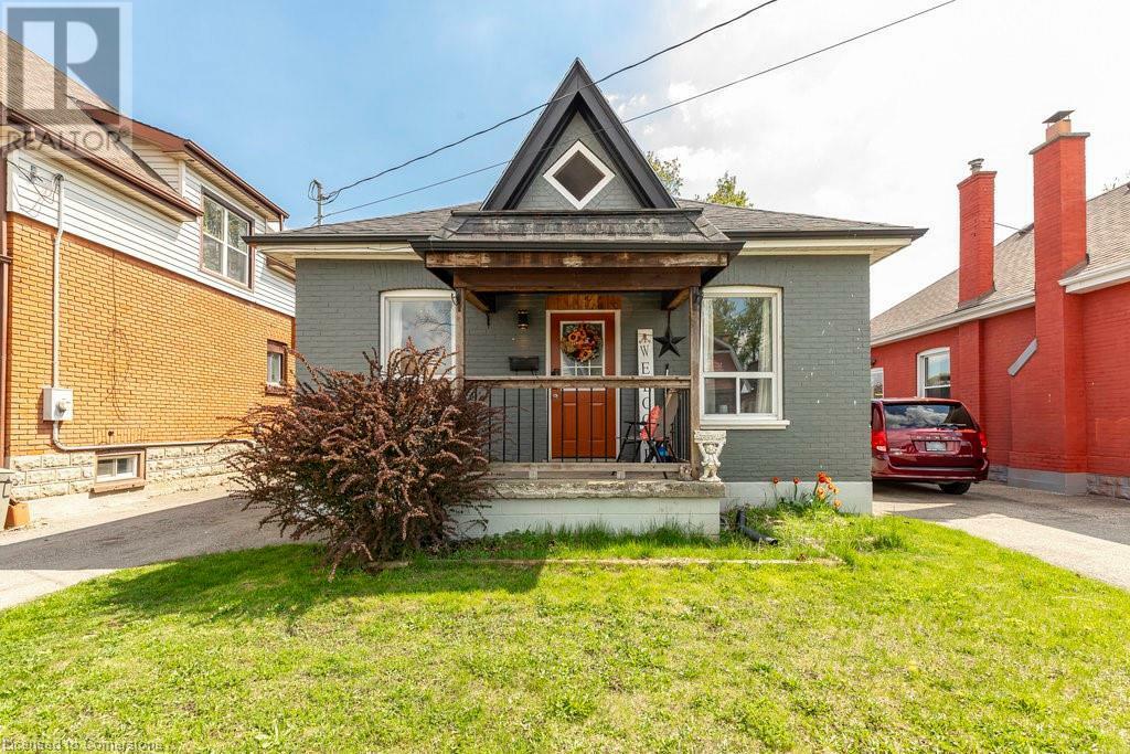 17 Edward Street  Brantford ON N3S 1V2 photo