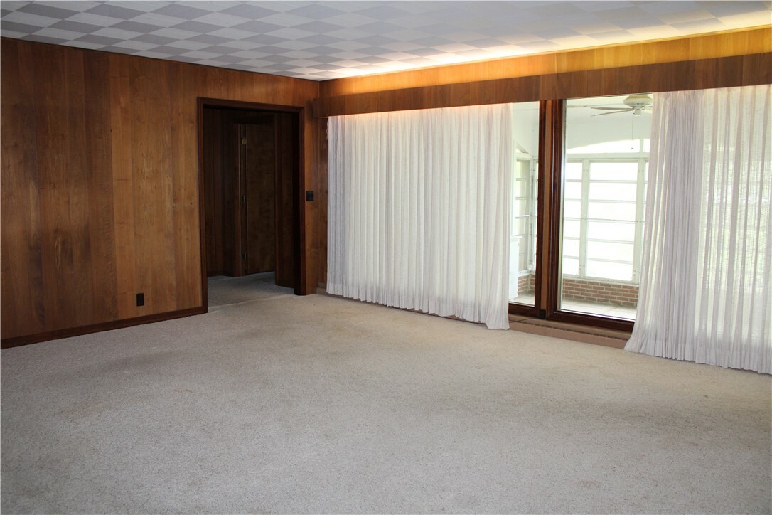 Property Photo: 1011 W North 3rd Street IL 62565