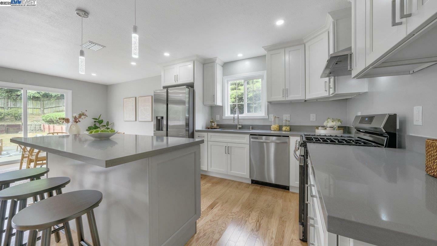 Property Photo: 2448 Mahan Way CA 94806