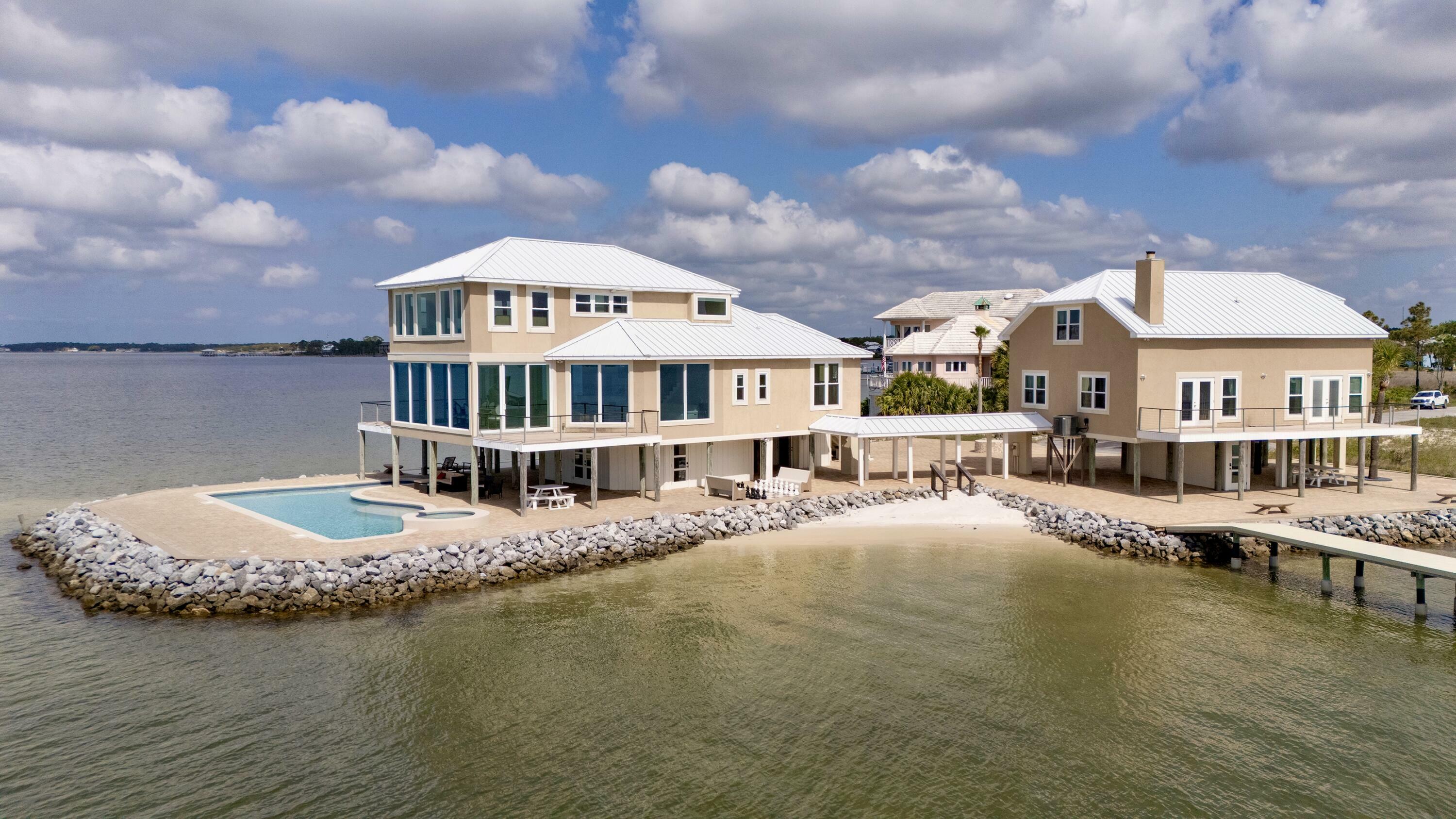 320 Sunny Drive  Mary Esther FL 32569 photo