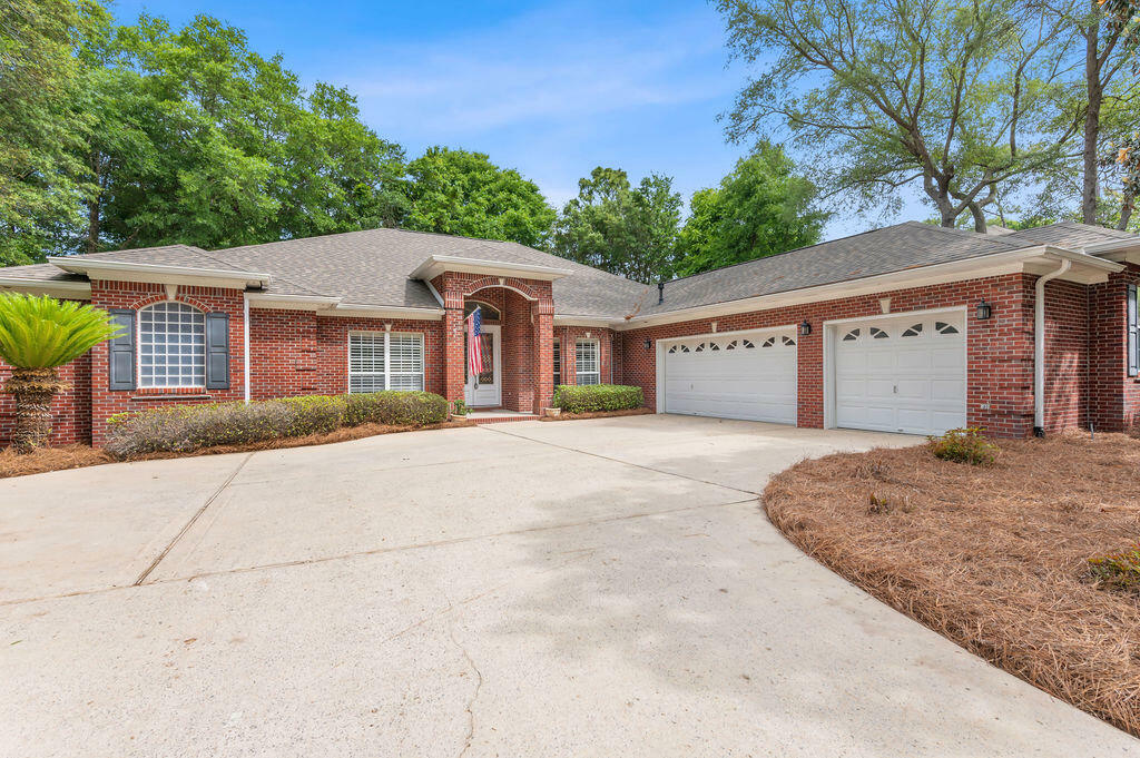 Property Photo: 1416 Rum Still Circle FL 32578