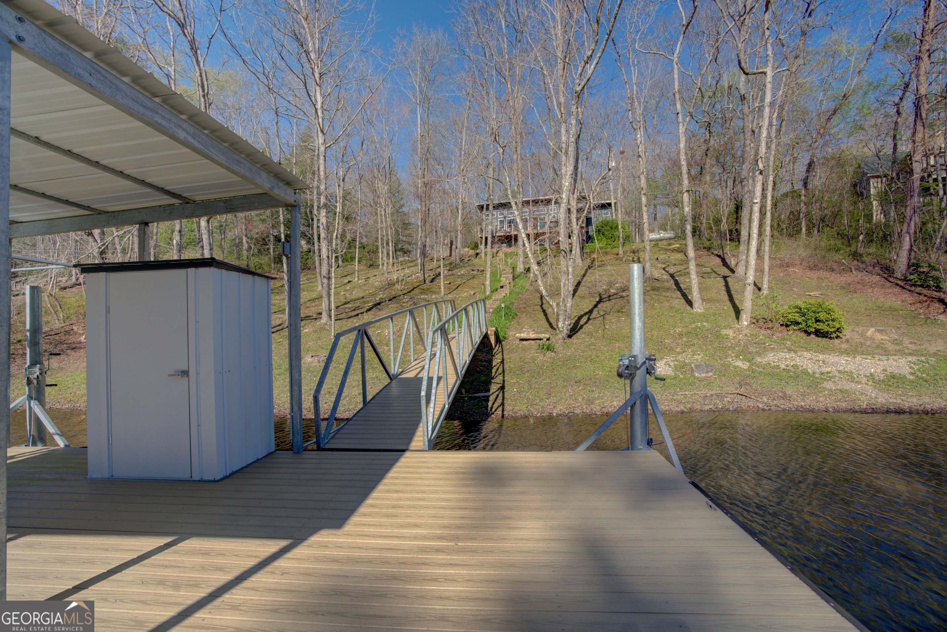Property Photo: 98 County Rd 636 AL 35984