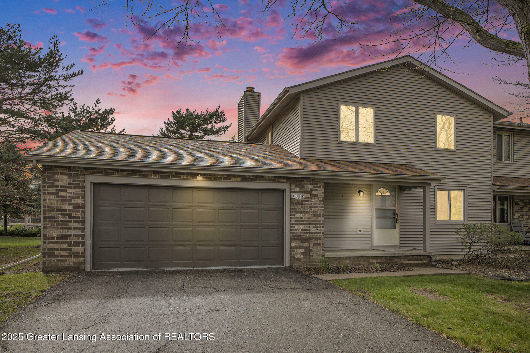 1012 Grenoble Circle  Lansing MI 48917 photo