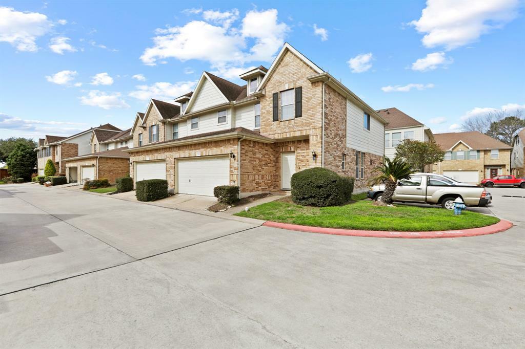 7402 Hollister Ridge  Houston TX 77040 photo