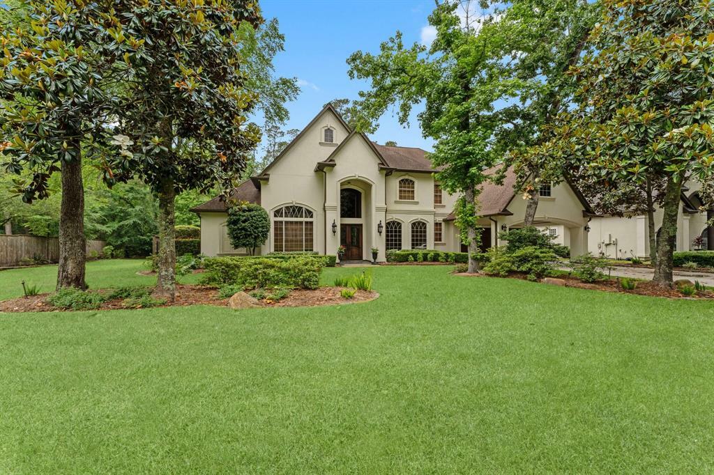 Property Photo: 11 Freestone Place TX 77382