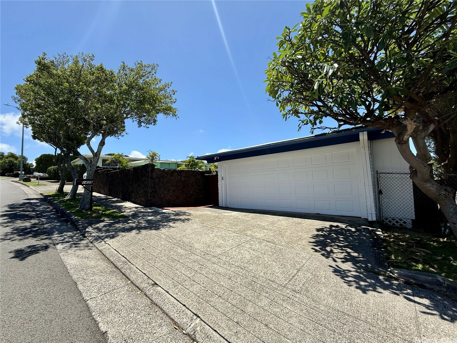 Property Photo: 1439 Kaminaka Drive HI 96816