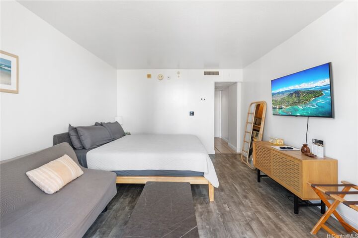 Property Photo:  1850 Ala Moana Boulevard 911  HI 96815 