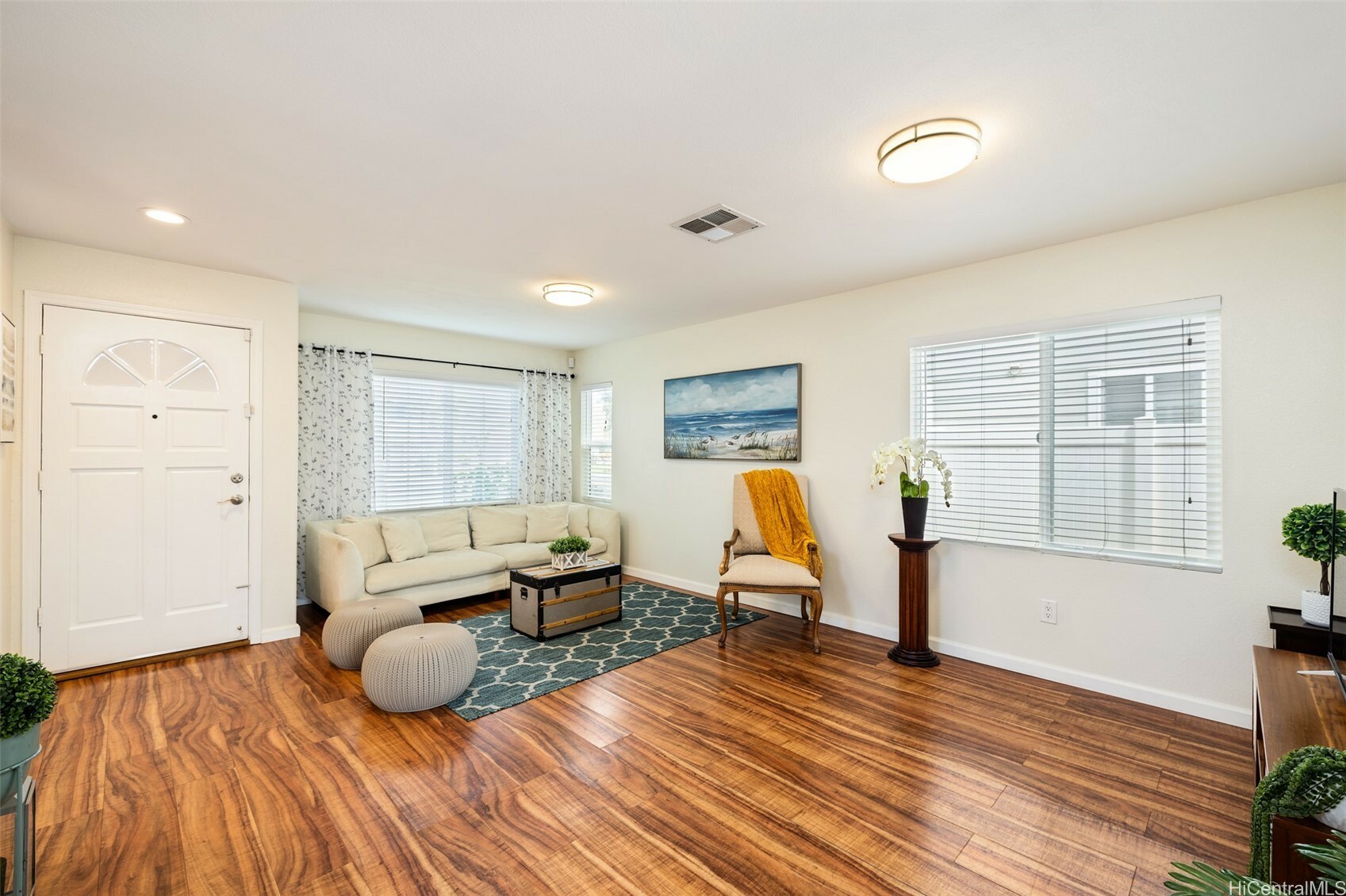 Property Photo: 91-6414 Kapolei Parkway HI 96706