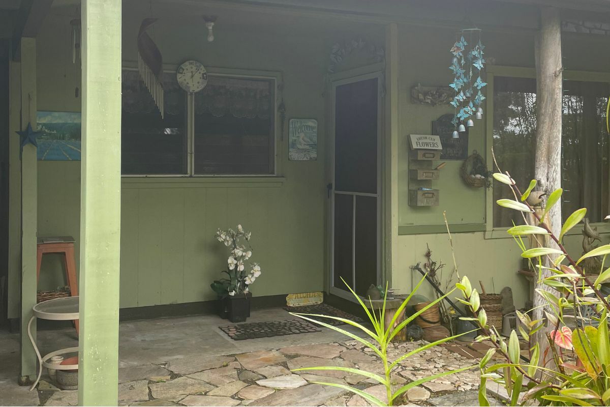 Property Photo: 18-7867 N Kulani Rd HI 96771