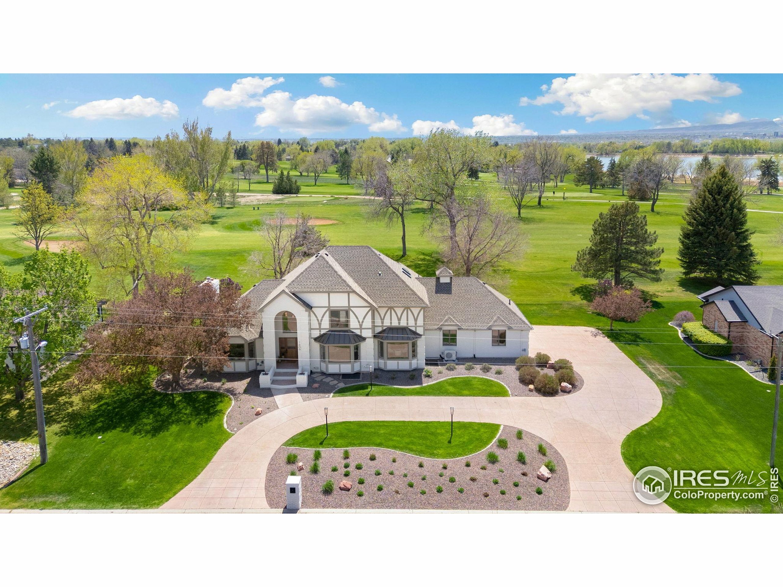 Property Photo: 1609 Richards Lake Rd CO 80524