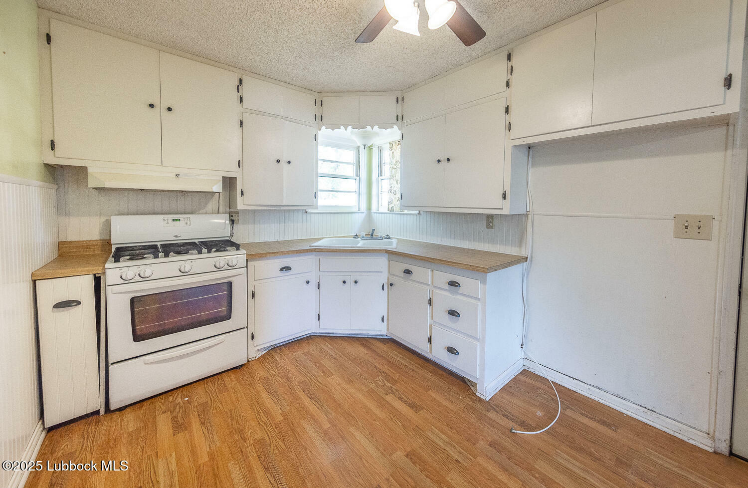 Property Photo: 4415 37th Street TX 79414