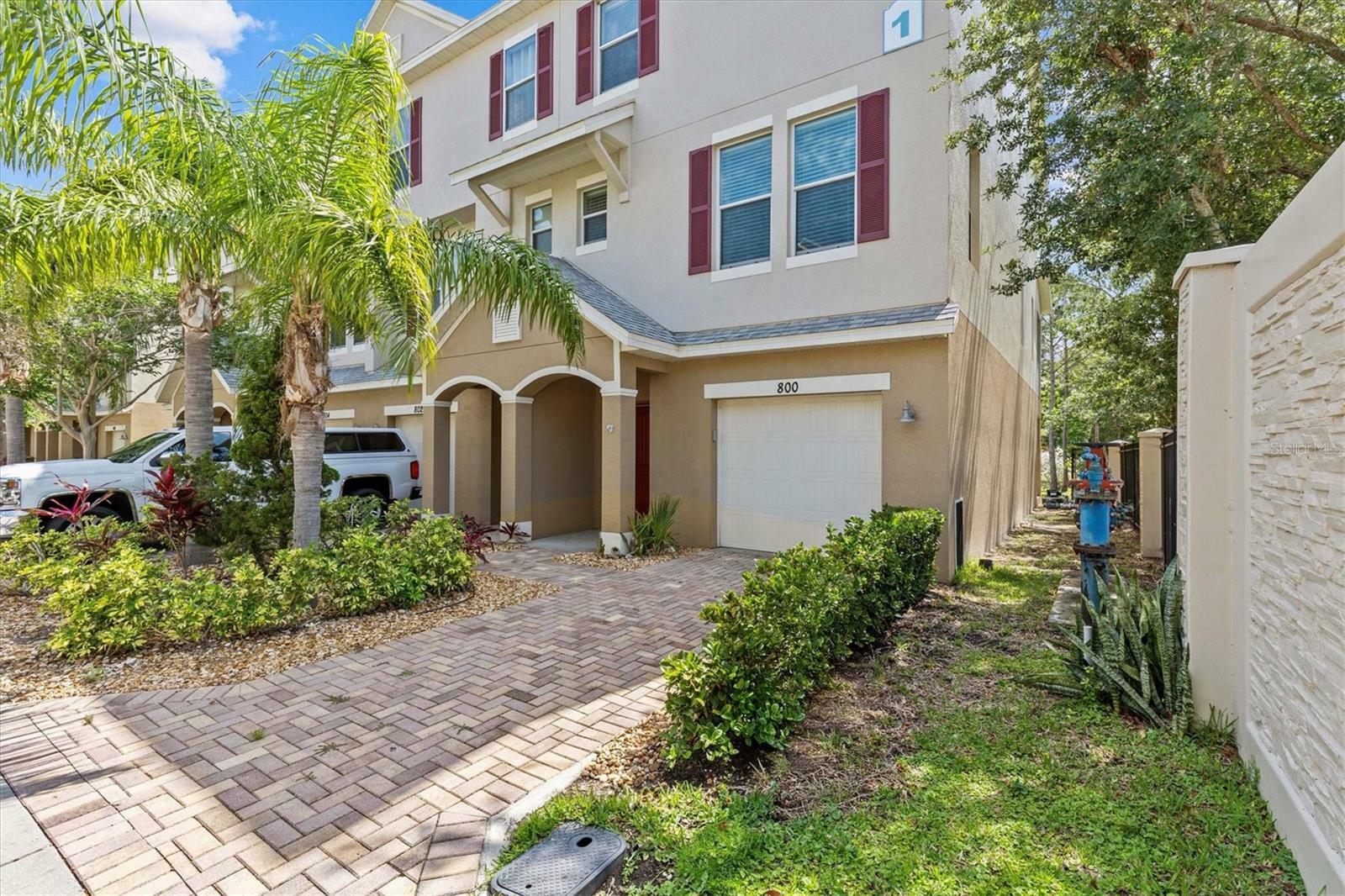 Property Photo: 800 Callista Cay Loop FL 34689