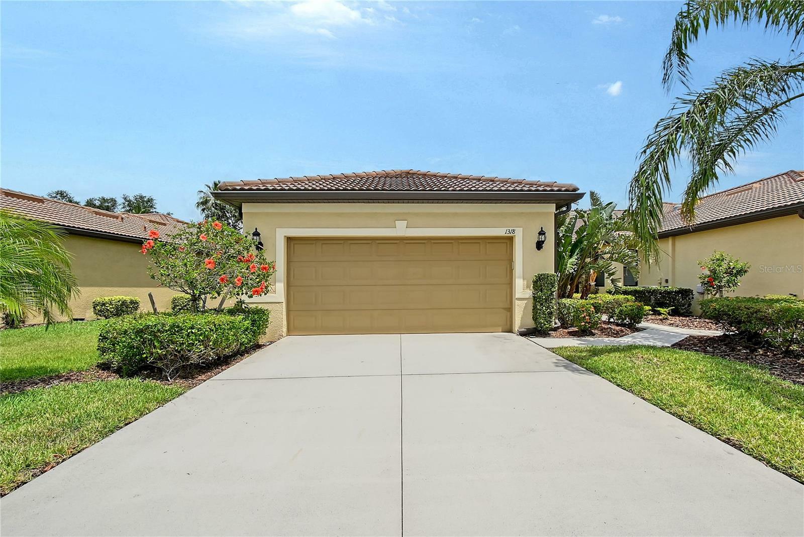 Property Photo: 1318 Ballota Lane FL 34289