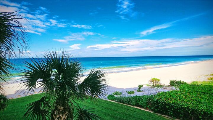 Property Photo:  2301 Gulf Of Mexico Drive 36N  FL 34228 