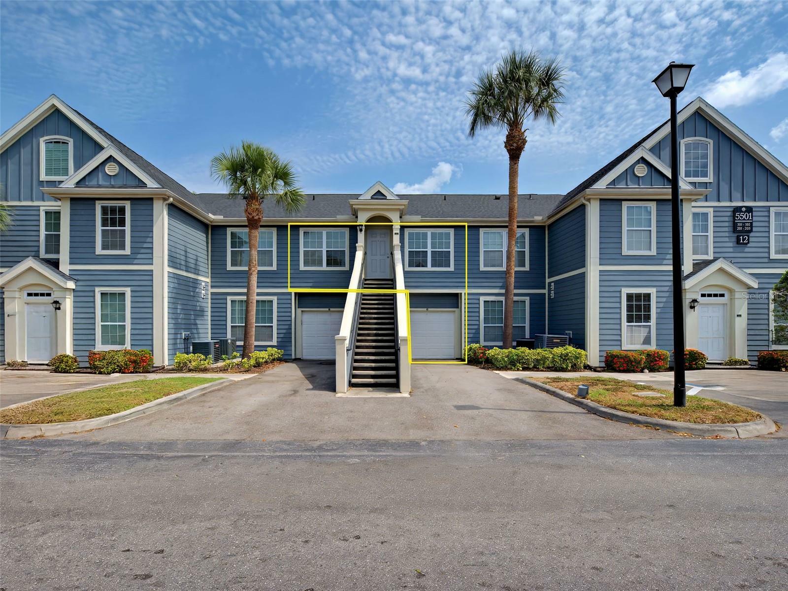 Property Photo: 5501 Rosehill Road 202 FL 34233