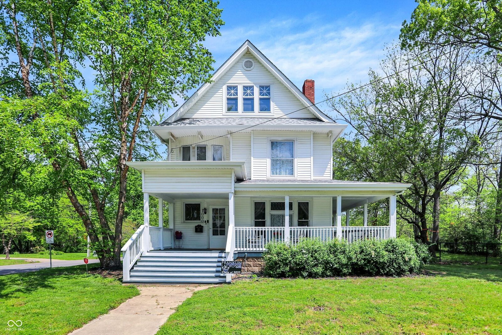 Property Photo:  1000 E King Street  IN 46131 
