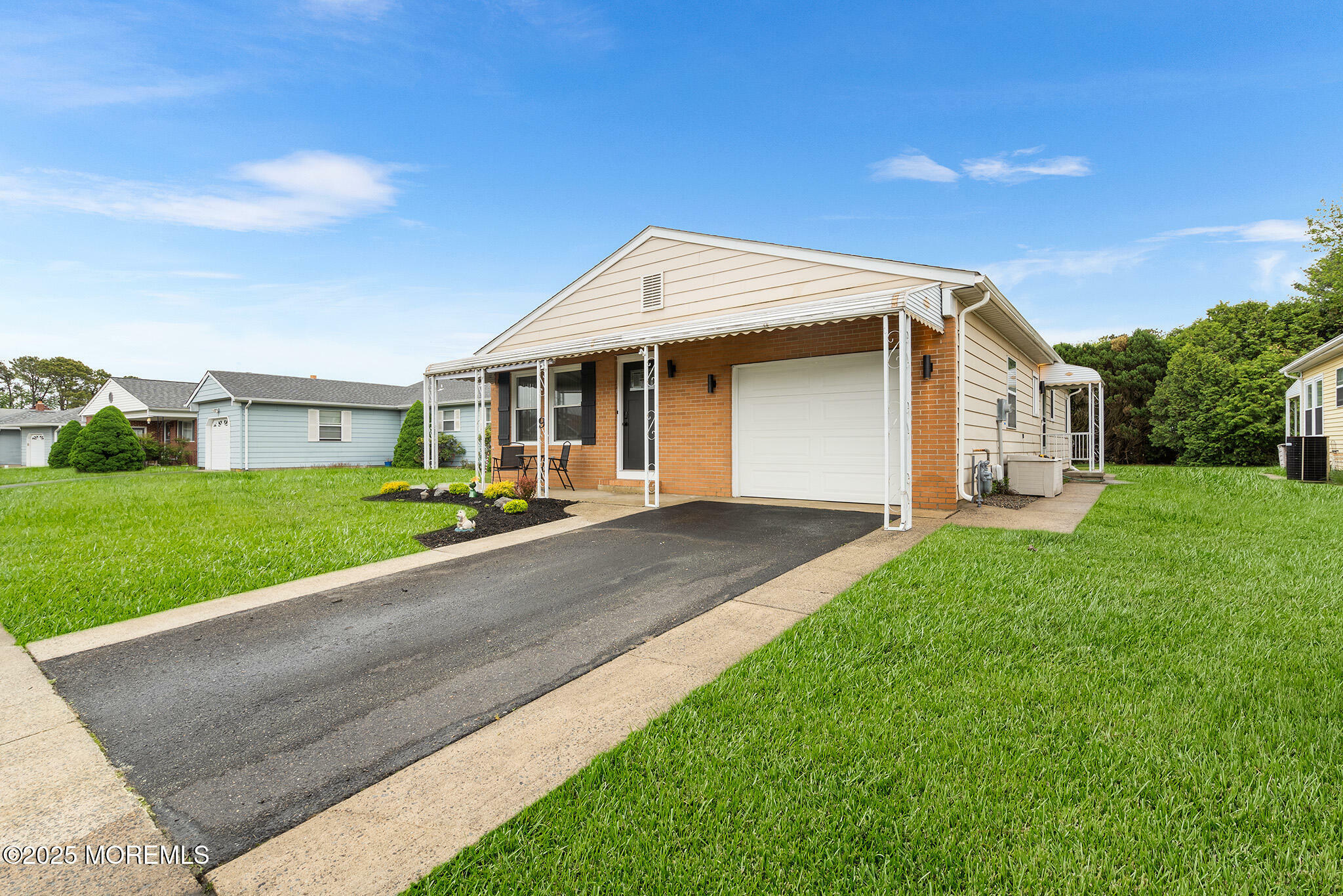 Property Photo: 9 Zapata Court NJ 08757