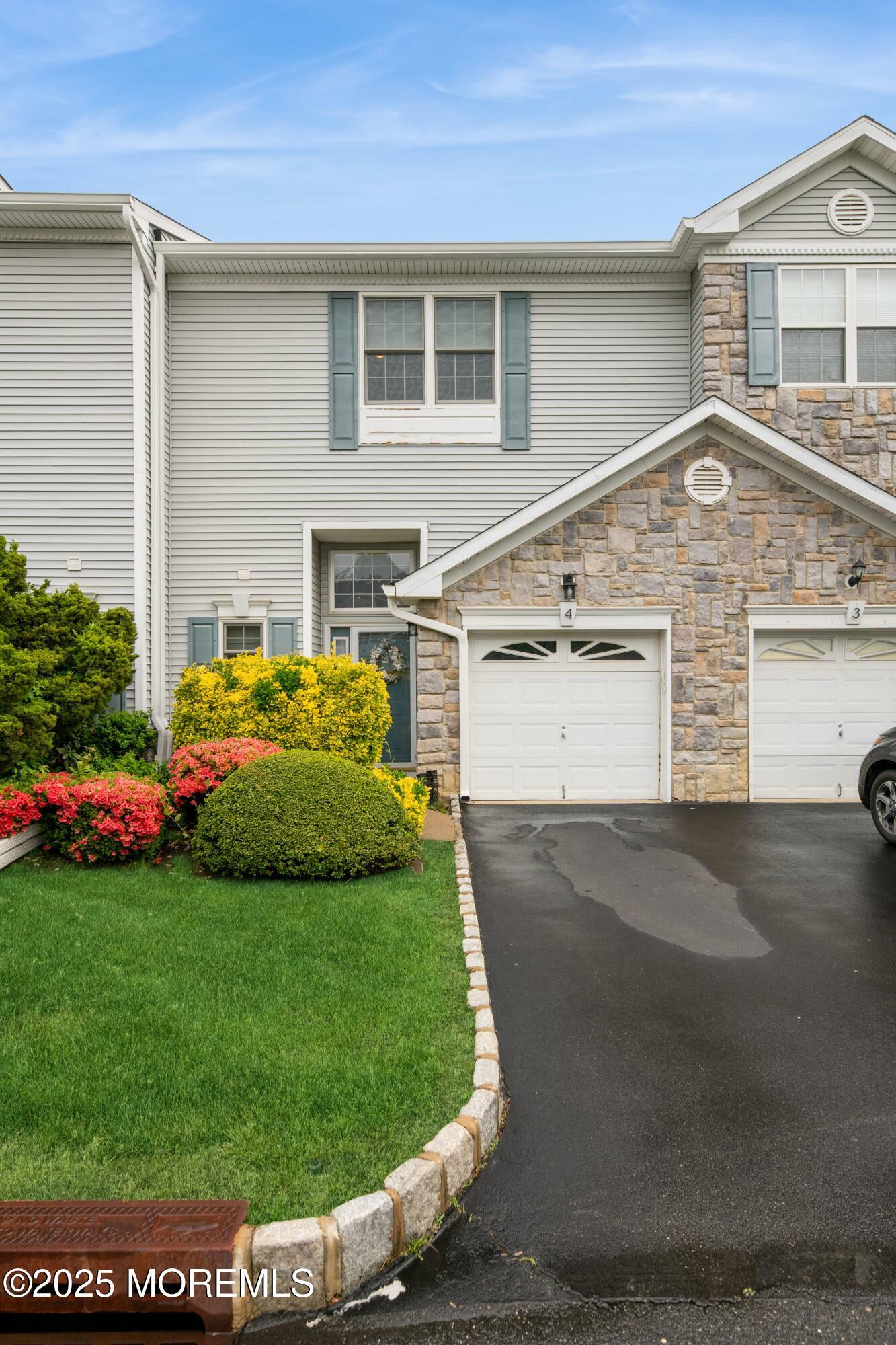 4 Linda Court  South Amboy NJ 08879 photo