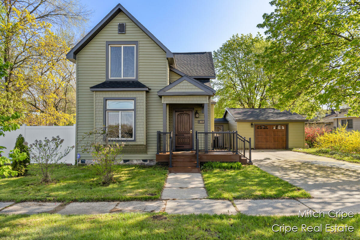 Property Photo: 417 Emory Street MI 49329